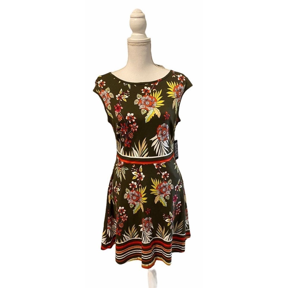 Women's NYC Olive Green FLORAL PRINT Sleeveless Dress MEDIUM - 23